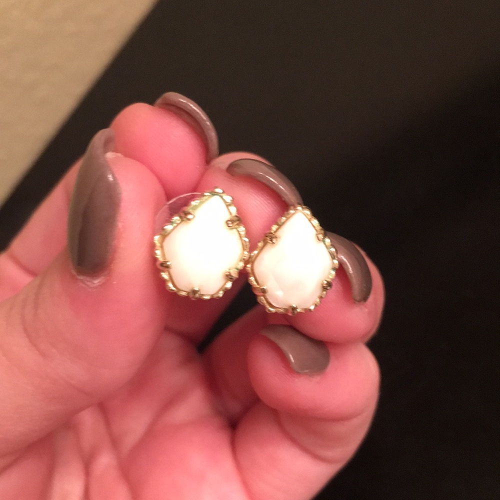 Kendra Scott white studs